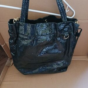 Michael Korks Women Foux Tote  shoulder /Crosbody black  bags